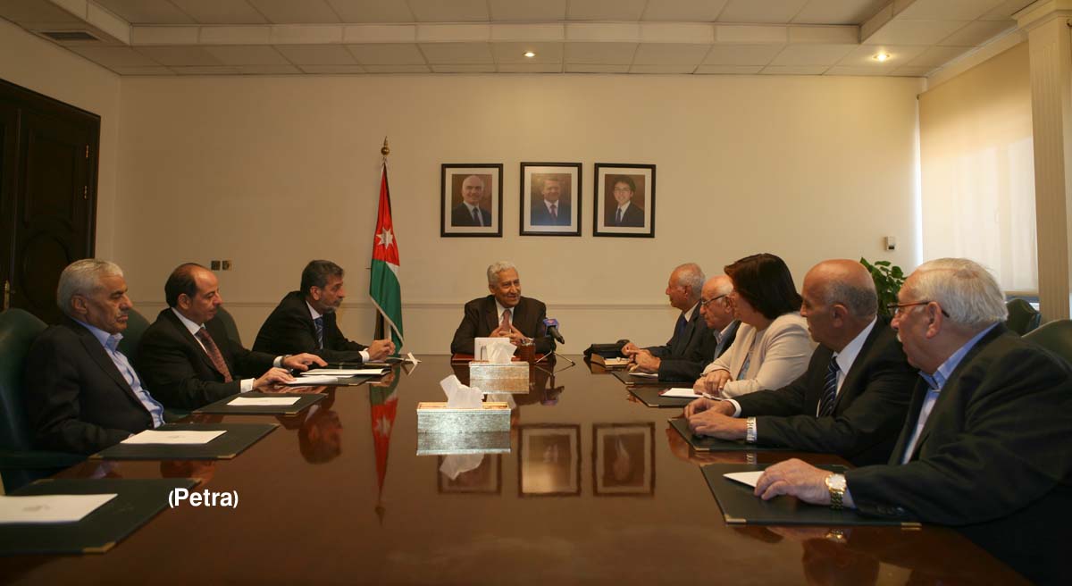 PM stresses importance of accomplishing reform laws