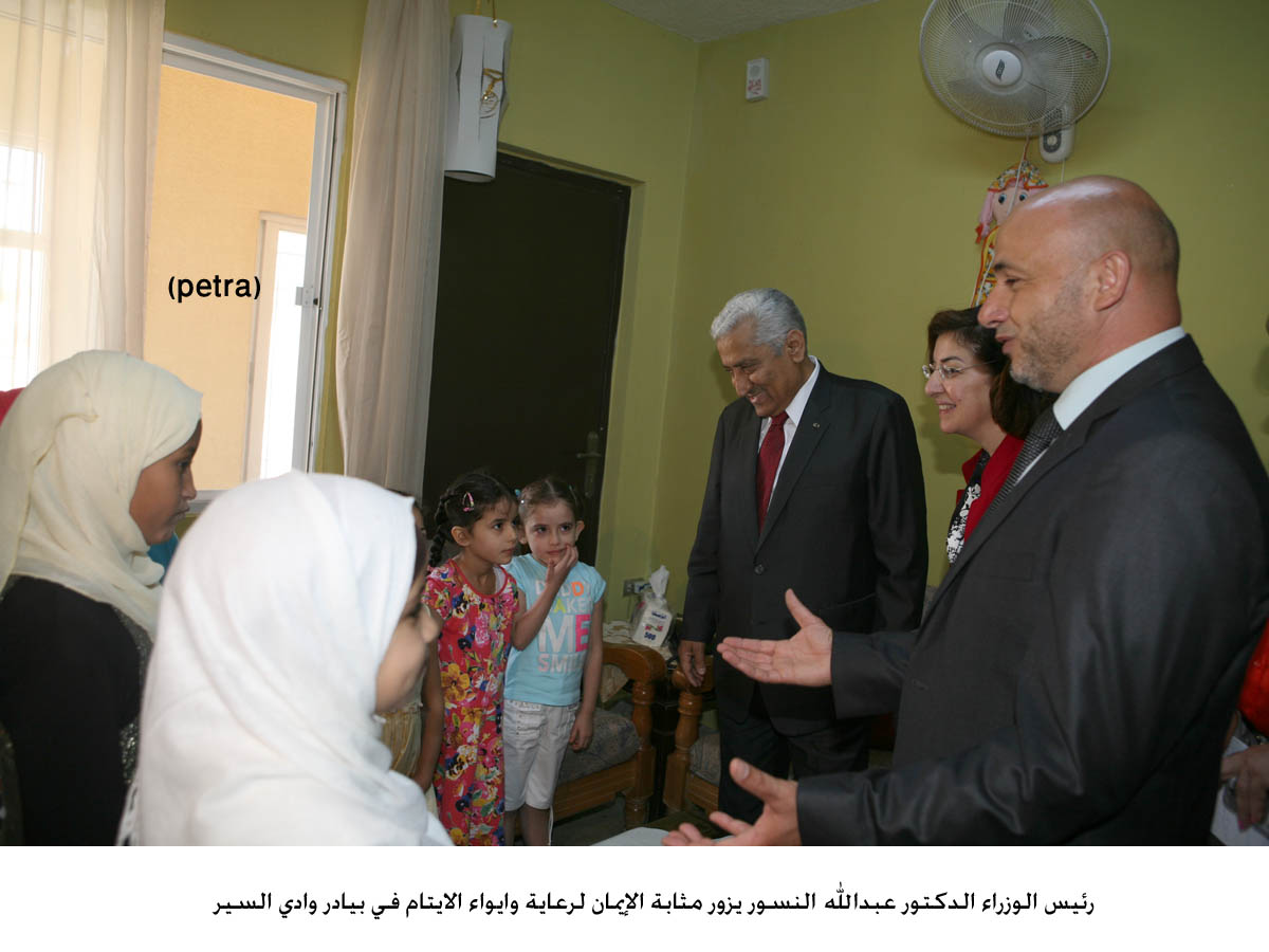 PM visits Mathbet Dar Al Iman orphanage in Wadi Al Seer