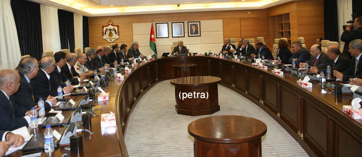 PM urges revamp of university admission system