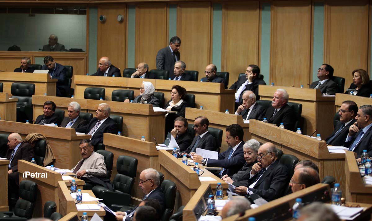 Senate passes income tax draft law