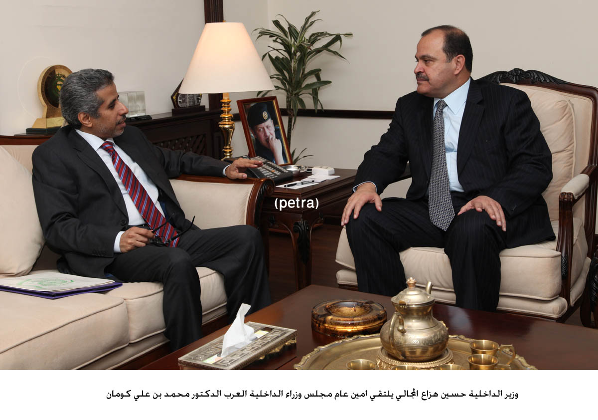 Interior minister meets Secretary General of Arab Interior Ministers Council