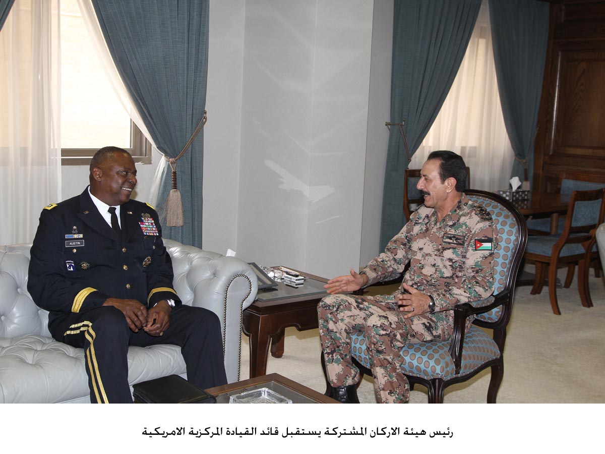 Army chief, U.S military official discuss ties