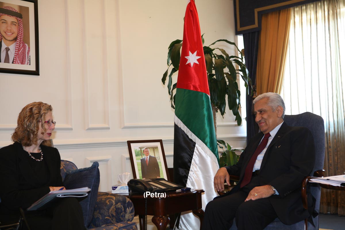 PM, IUCN Director discuss environmental issues