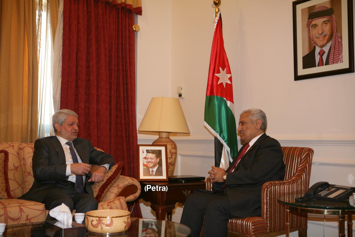 PM, Iraqi official seek further cooperation