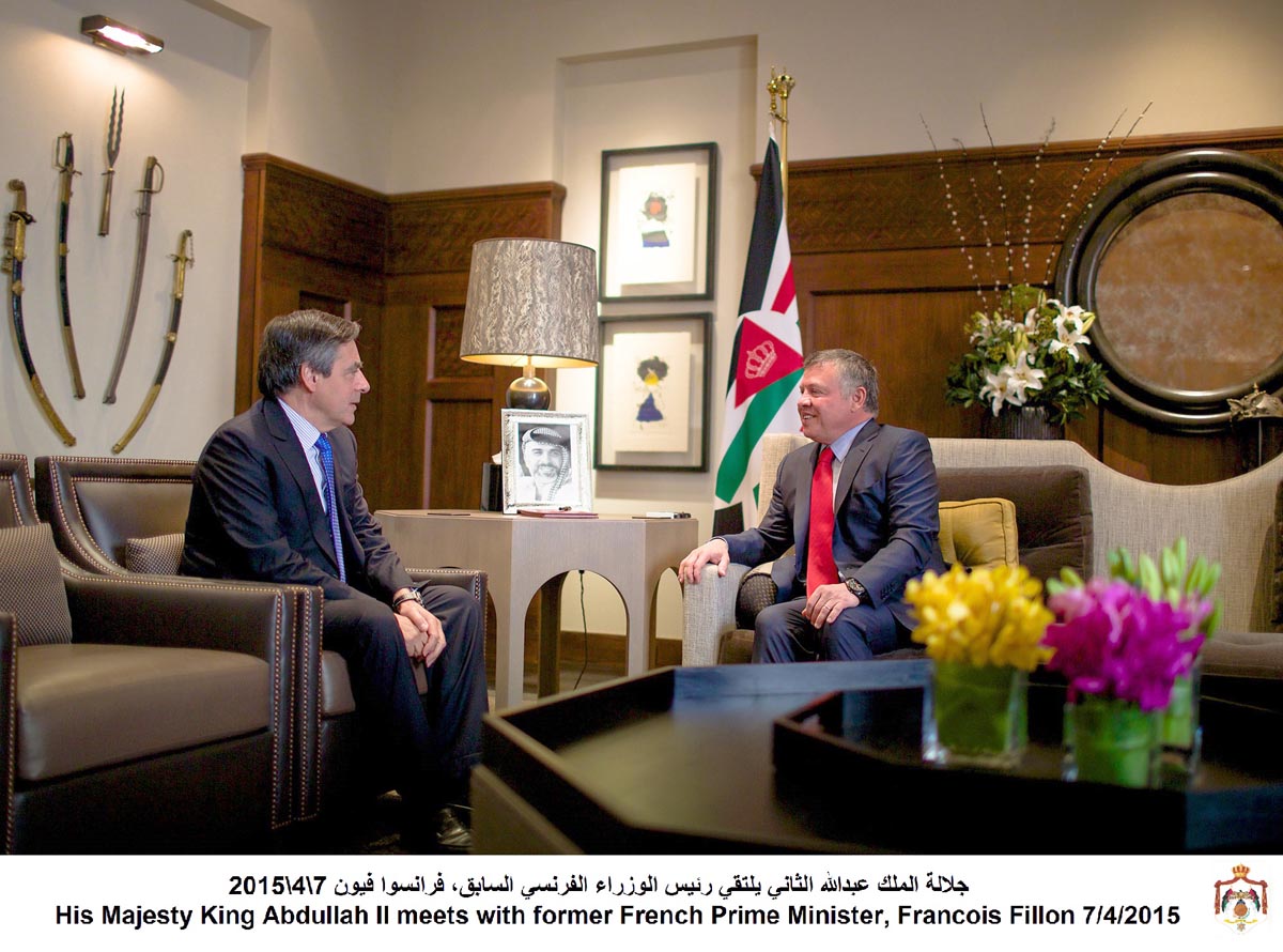 King , former French PM discuss ties, region