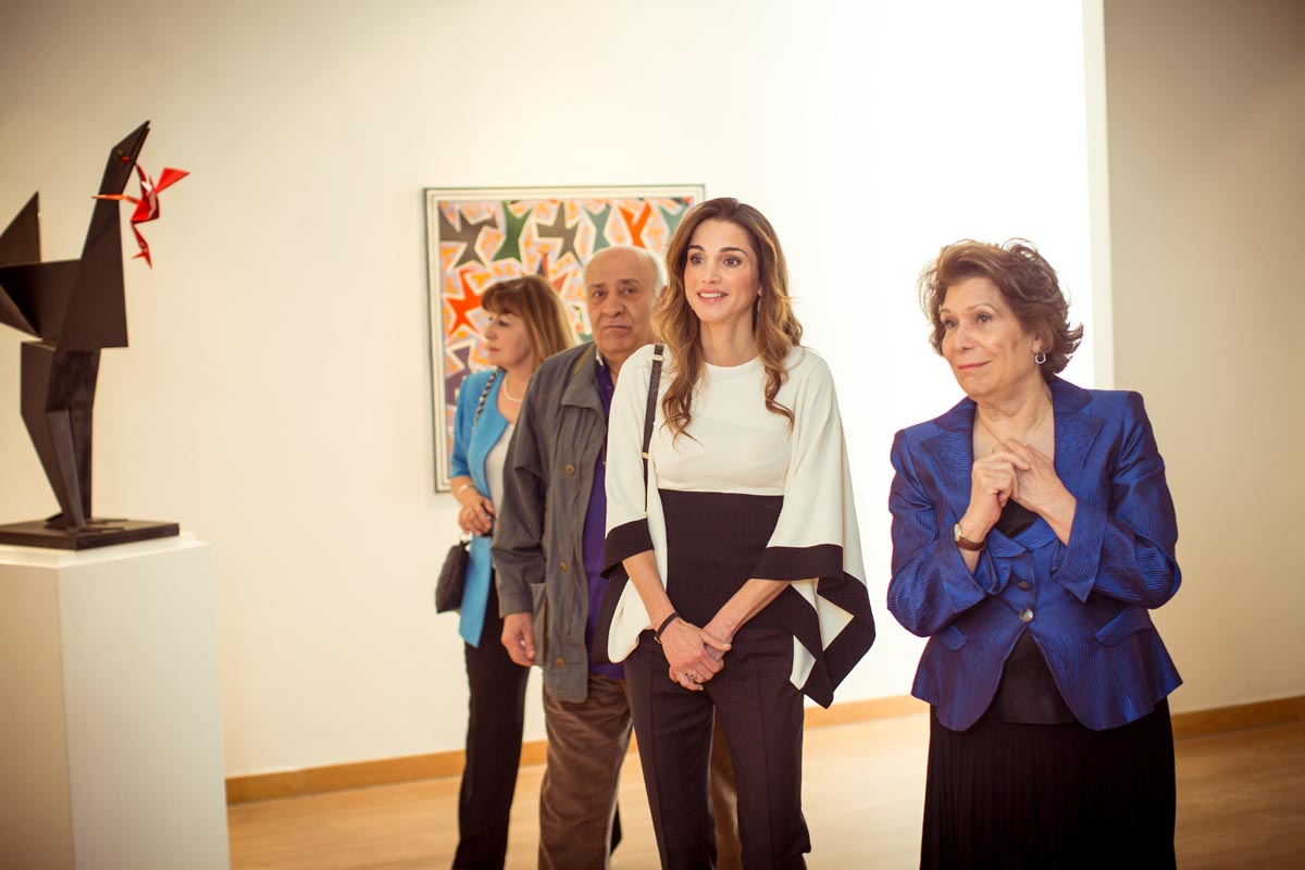 Queen inaugurates "Hussein Madi in Amman" art exhibition