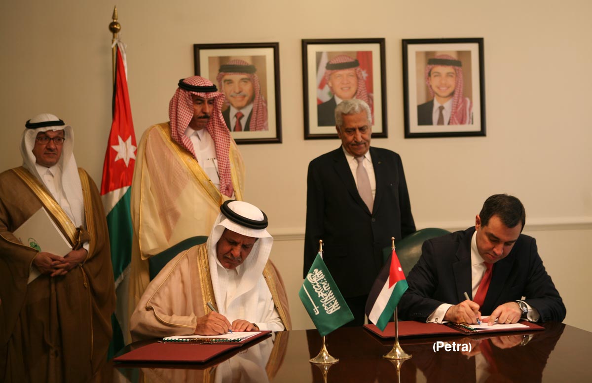 Gov't, Saudi Fund sign $80-million grant agreements