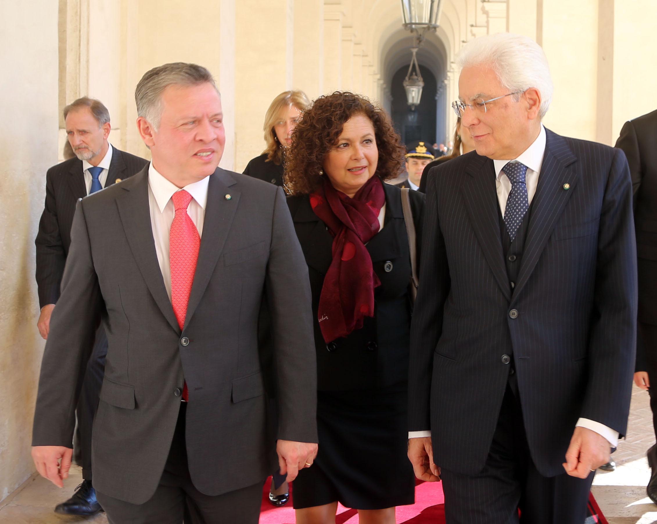 King: Fighting terrorism should be done through a comprehensive approach