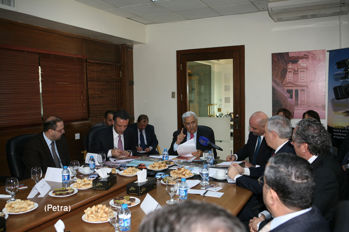 Gov't supported tourism sector to enable it to overcome challenges: PM