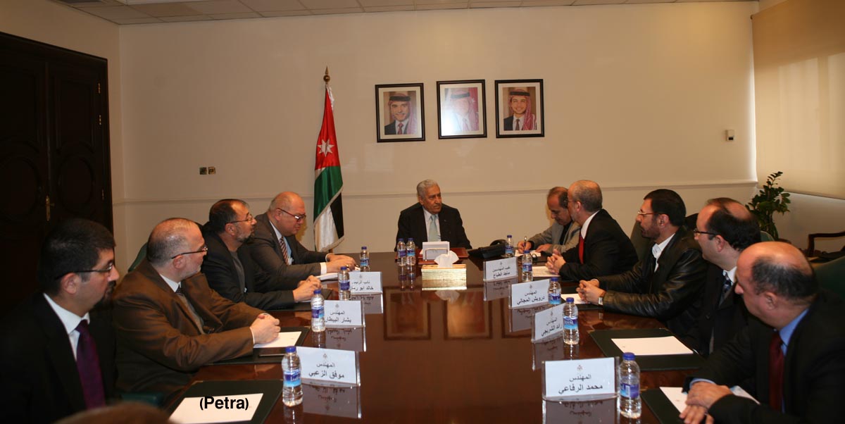 PM briefed on engineers association plans