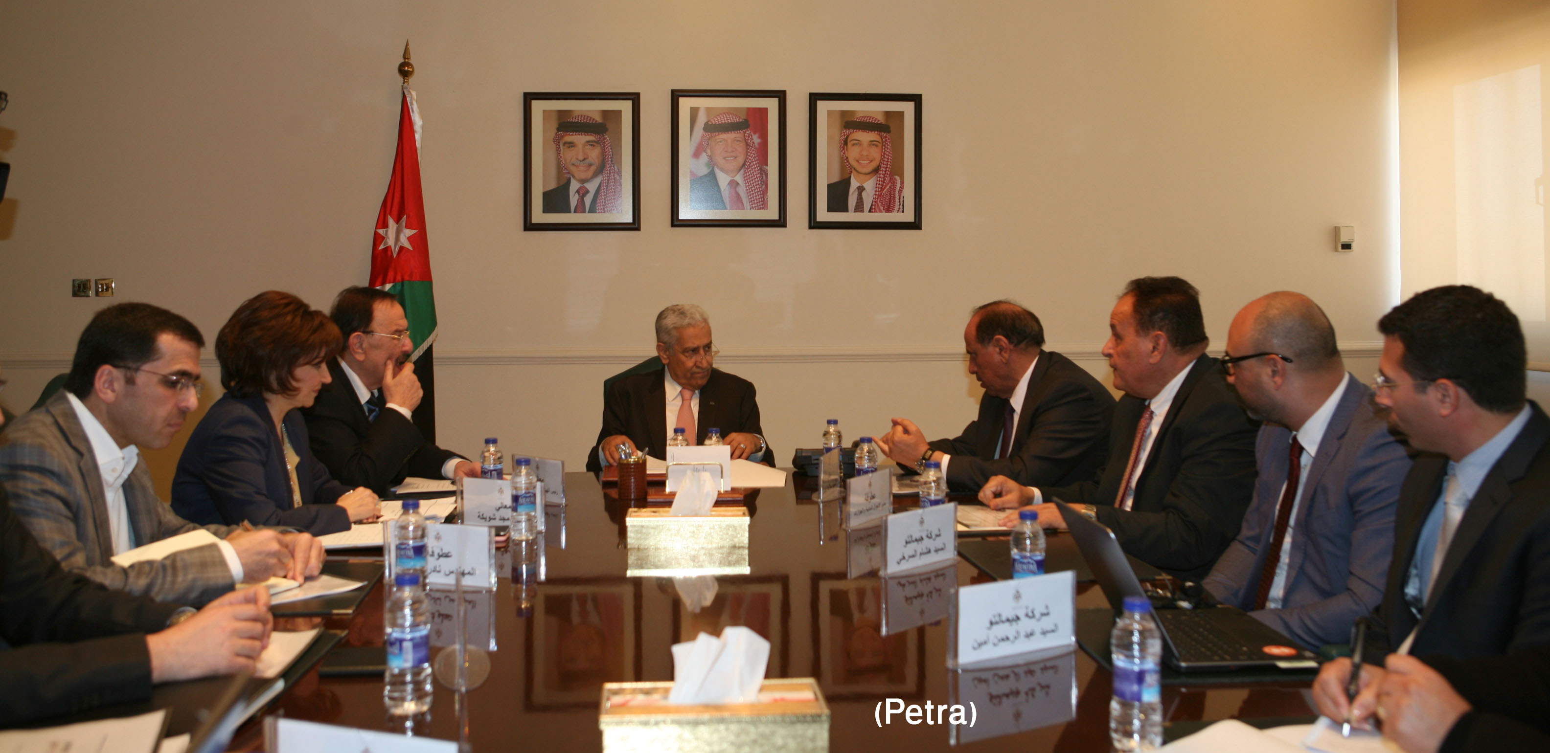 PM checks on progress of smart ID cards project