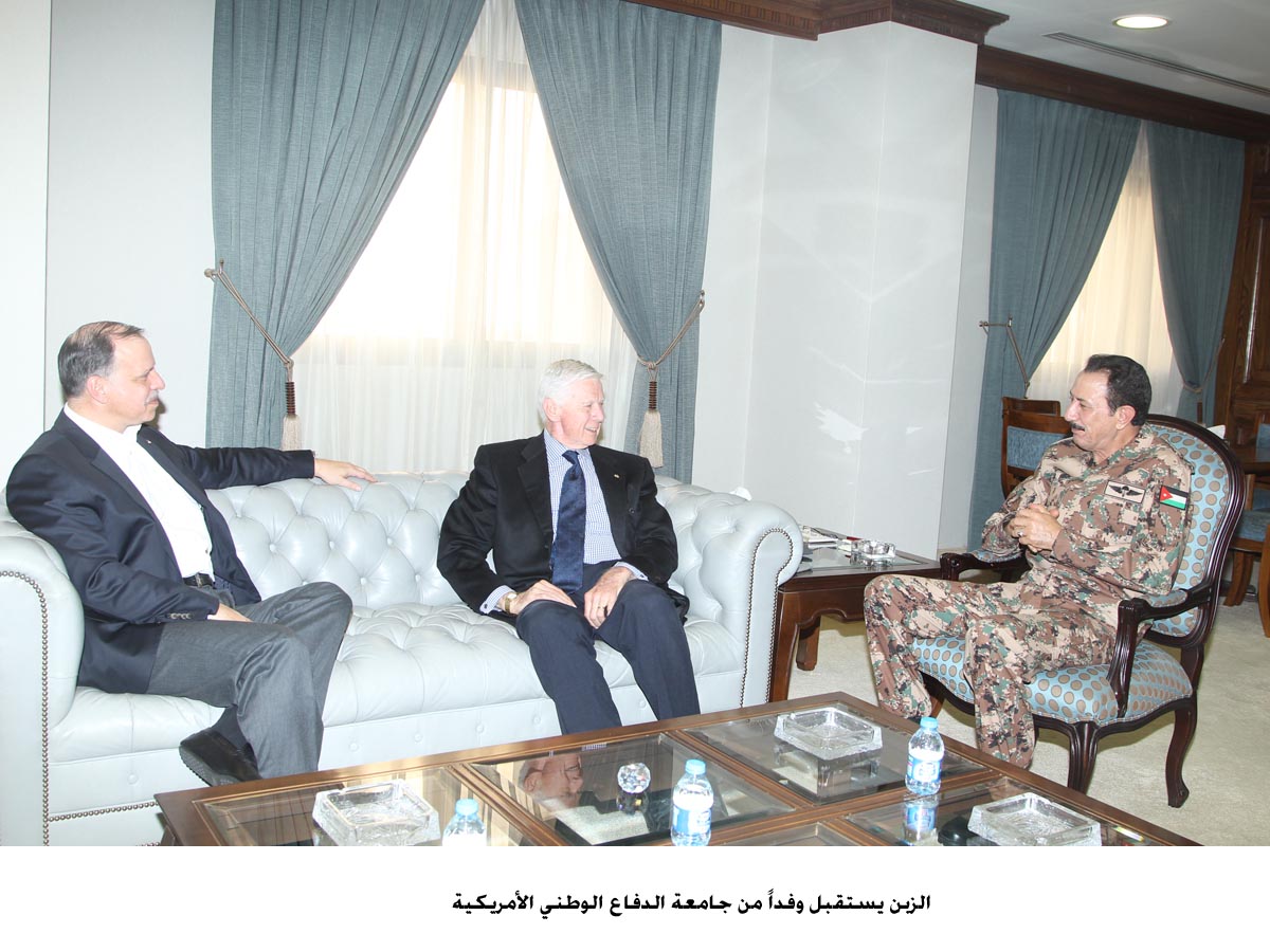 Army chief meets US delegation