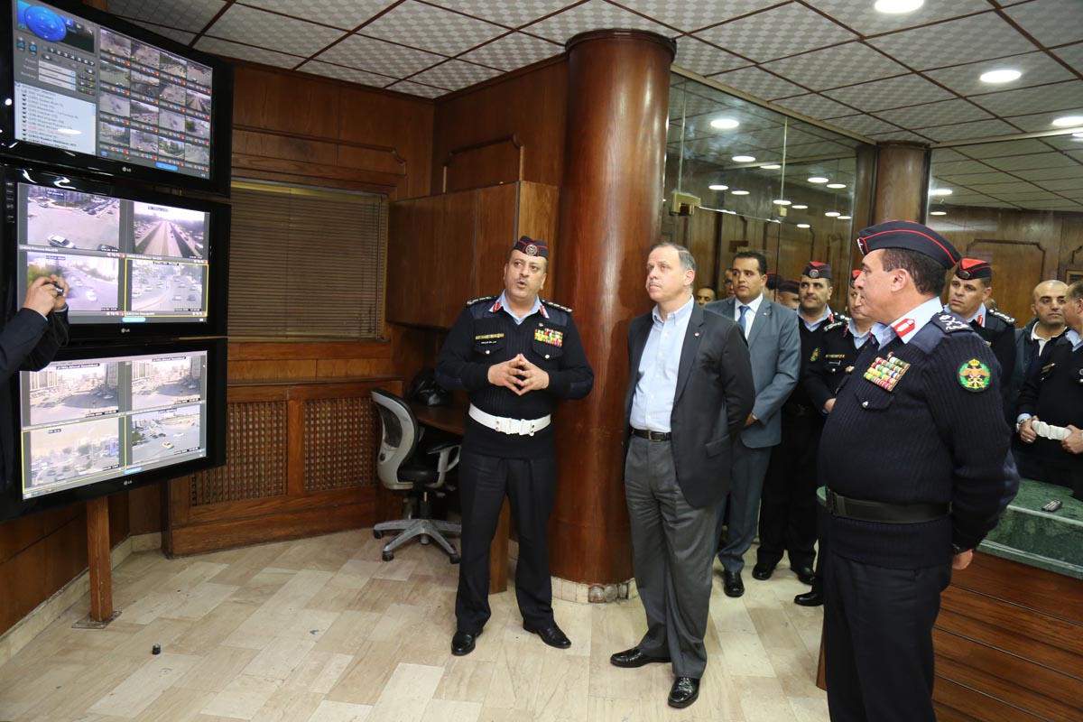 Regent visits Central Traffic Department