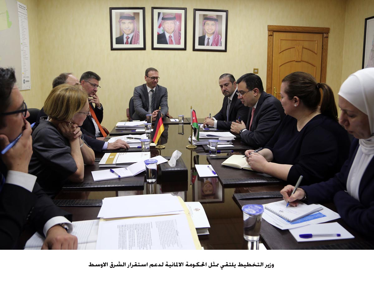 Planning minister meets German official