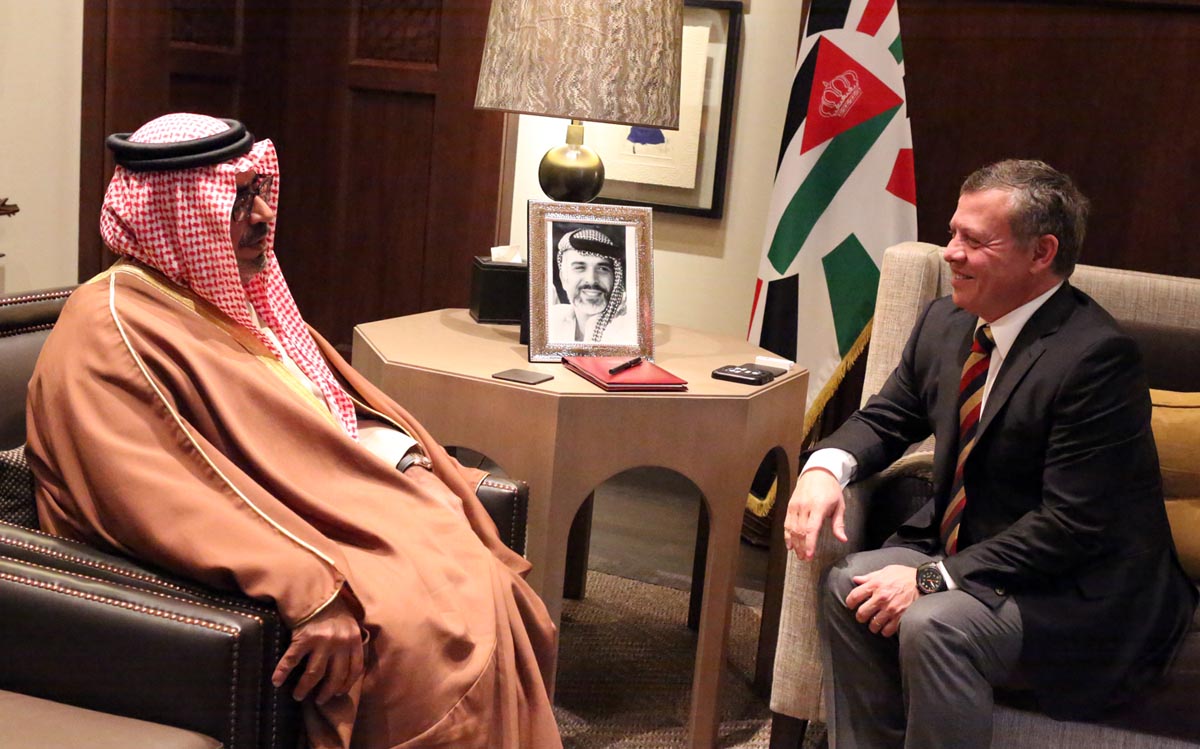 King receives letter from Bahraini monarch