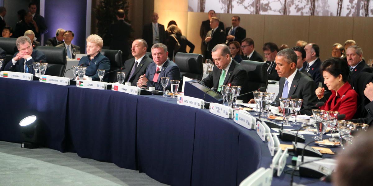 King takes part in closing session of Nuclear Safety Summit