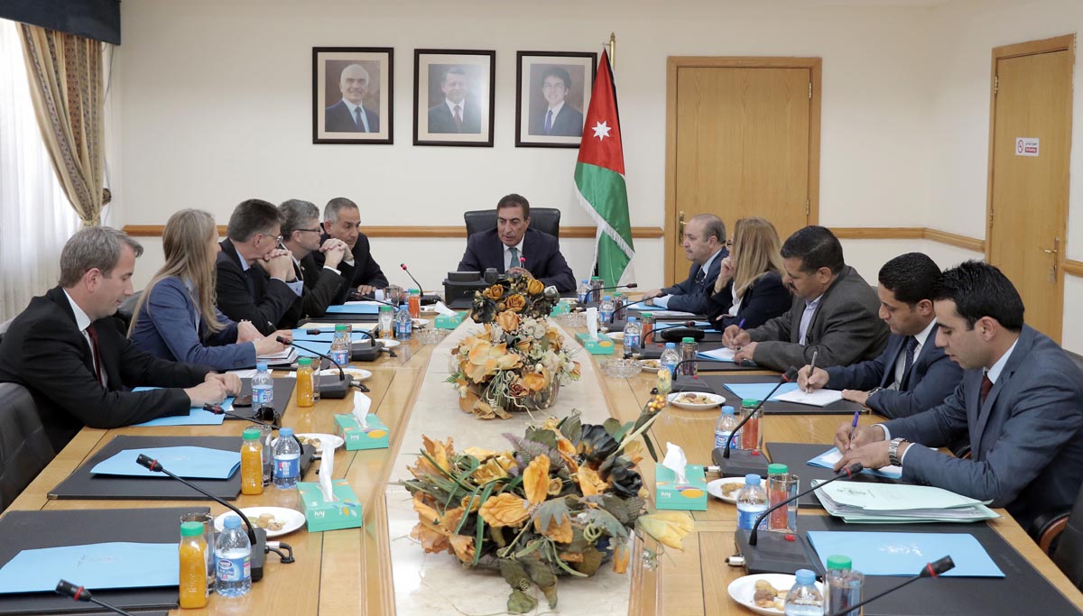 House speaker discusses with German delegation ties, region