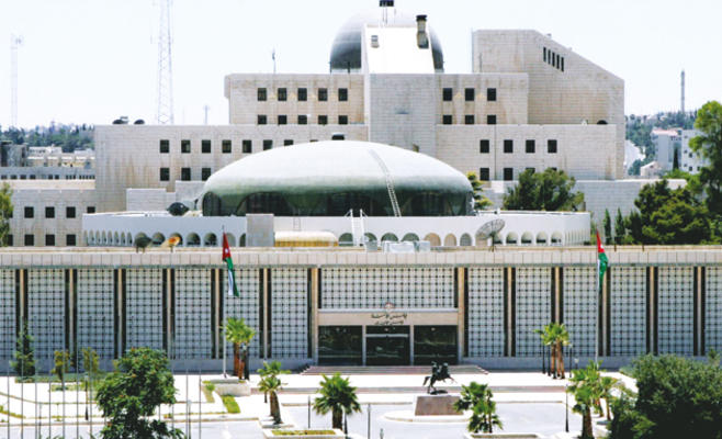 Parliament urges world to support Jordan to address refugee crisis