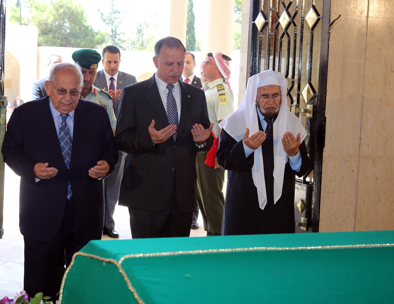 Regent visits tomb of late King Abdullah I