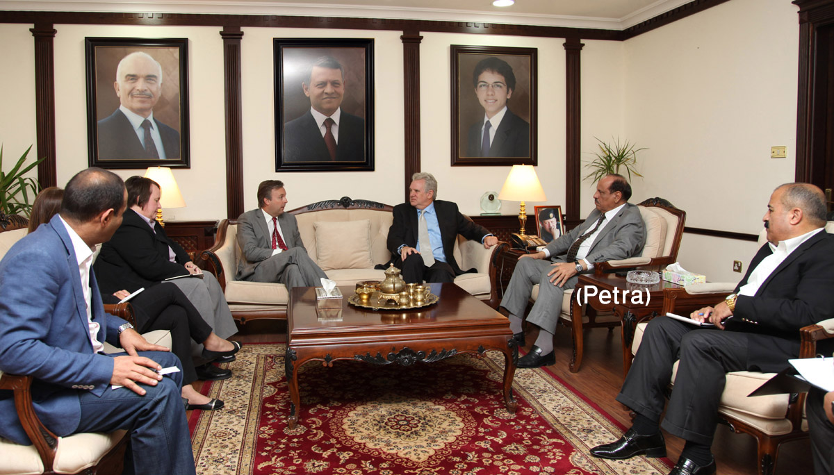 Interior minister meets NDI delegation