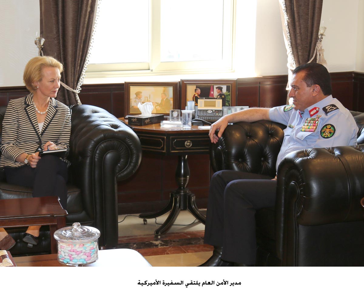 Police chief, US envoy discuss policing cooperation