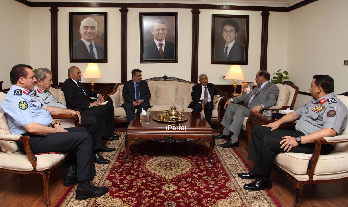 Interior minister stresses Jordan's support to peace efforts in Yemen
