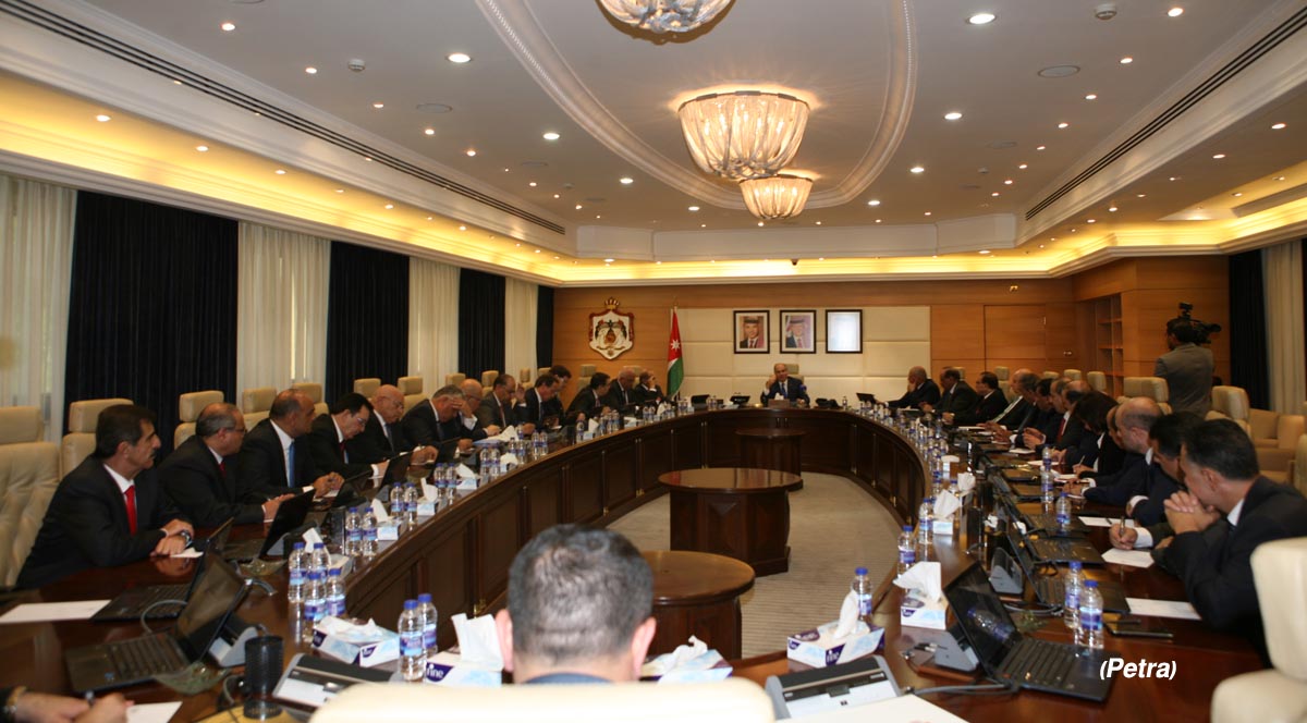 Cabinet holds its first session after taking the oath of office