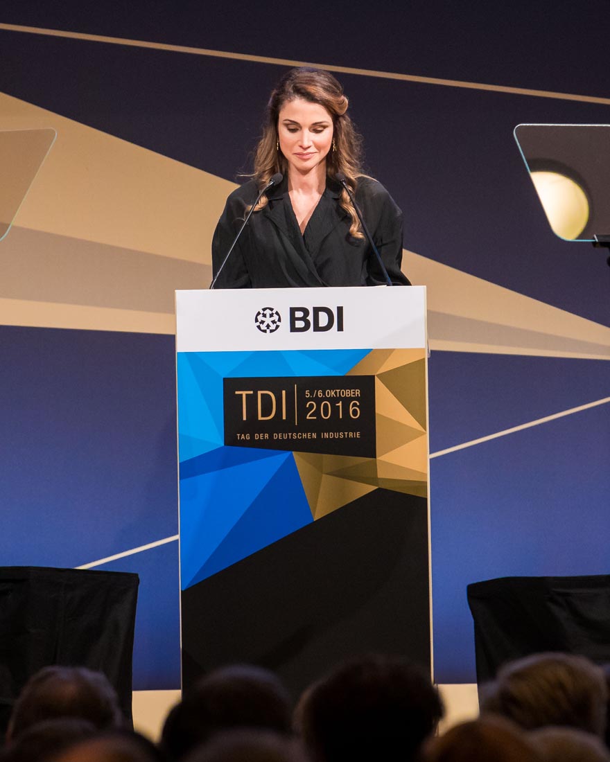 Queen Rania calls for empathy in dealing with the global refugee crisis