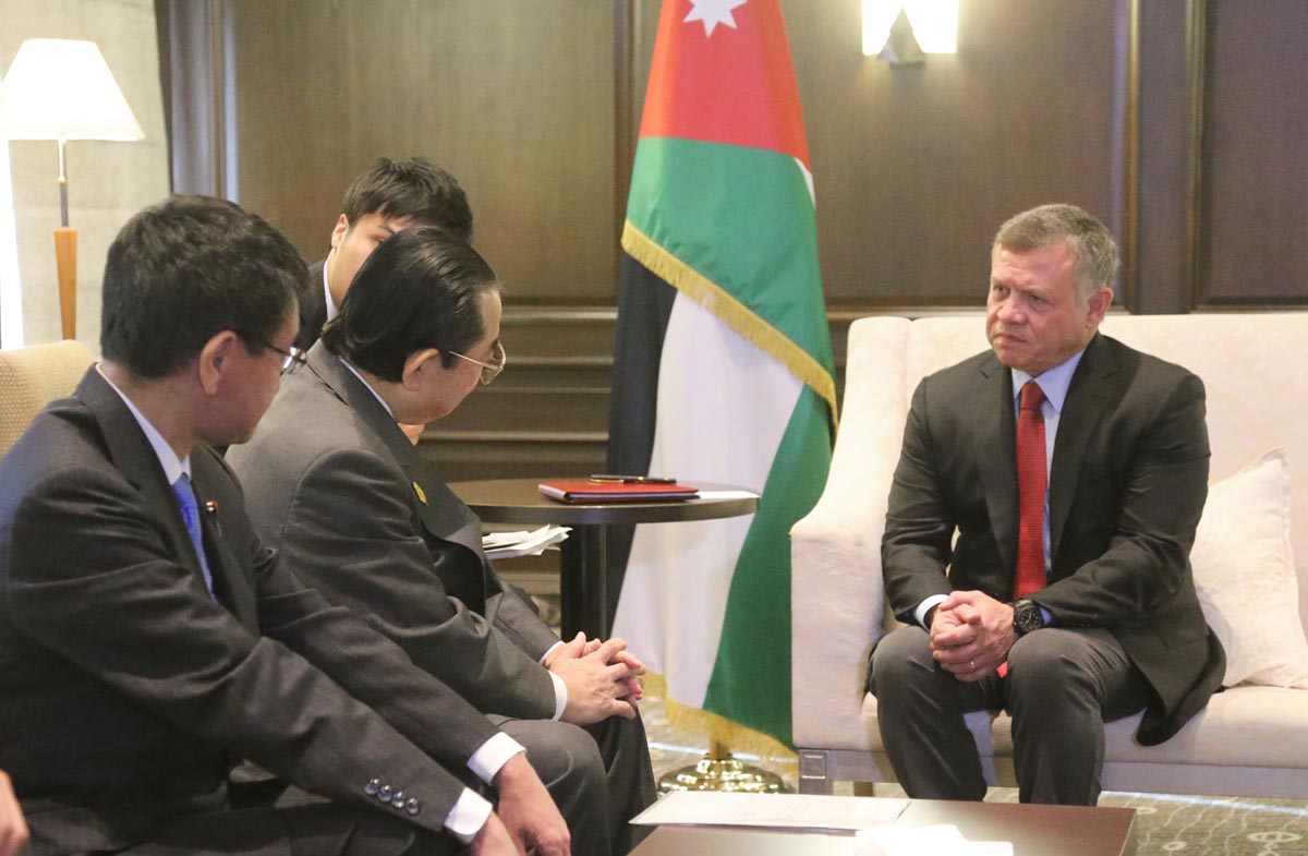 King meets head, members of Jordanian-Japanese Parliament Friendship Committee