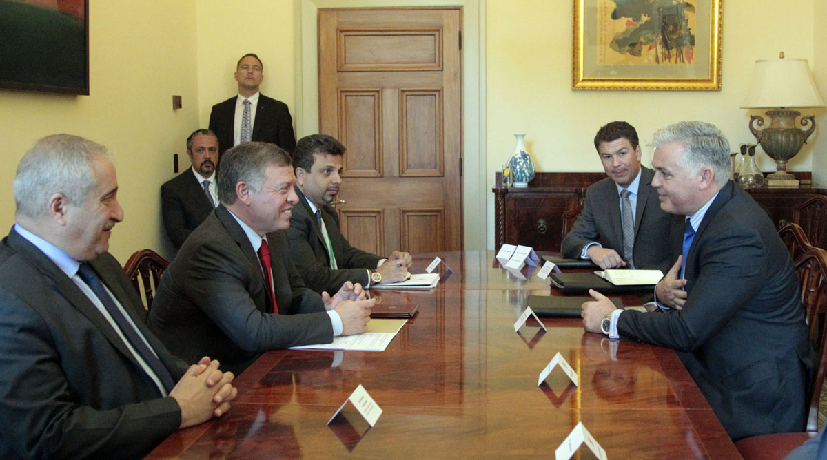 King holds talks with New Zealand parliamentary leaders