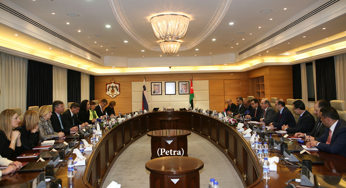 PM, Slovenian President discuss ties, region