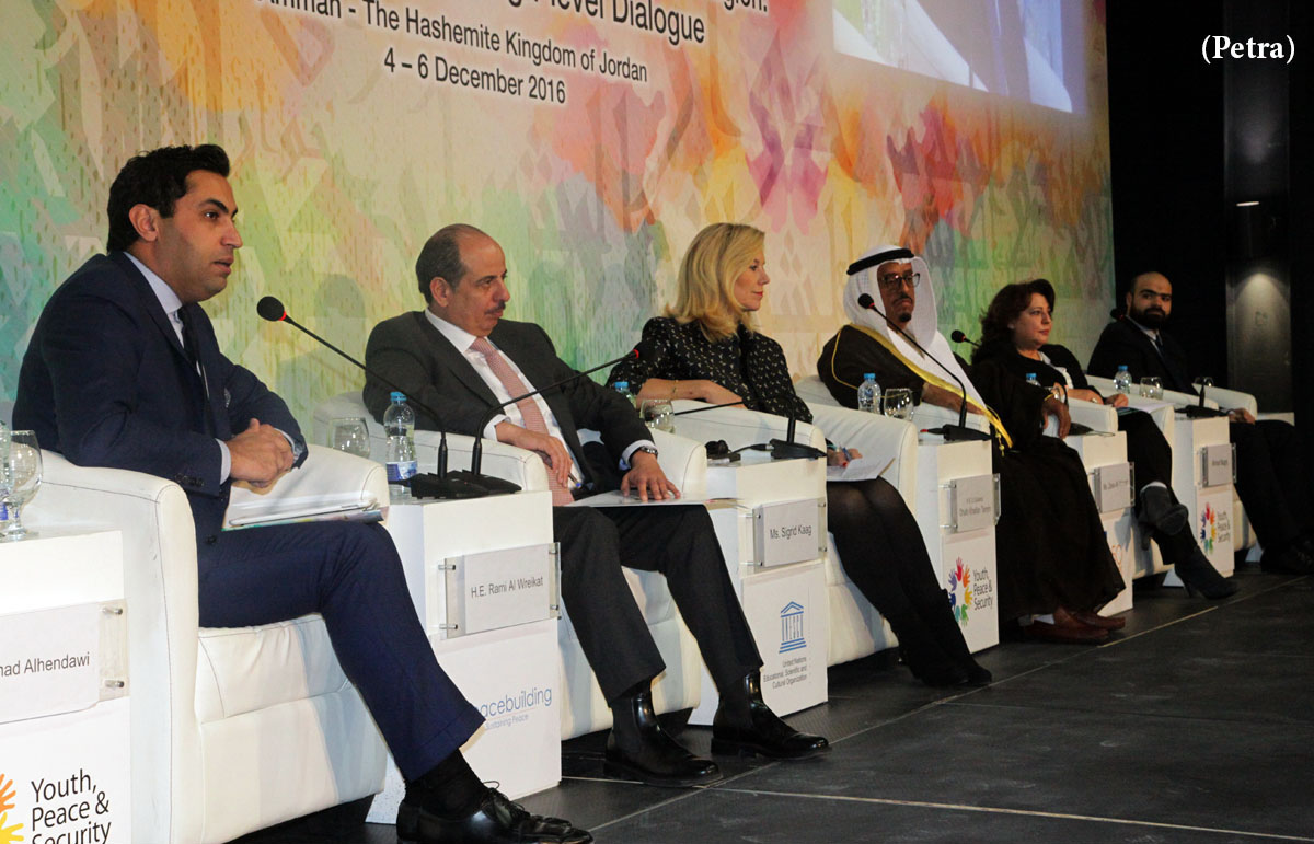 Youth minister patronizes conclusion of peacebuilding workshop