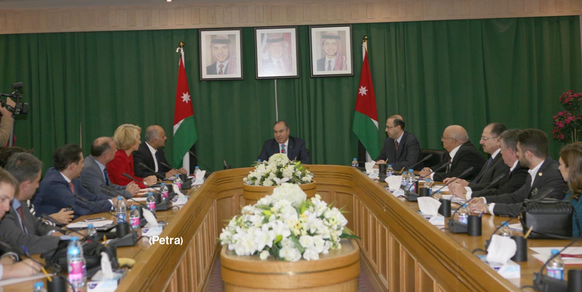 PM, US business delegation discuss prospects for broader cooperation