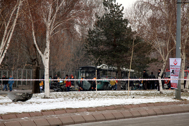 13 soldiers killed, 48 other injured in car bomb attack in Turkey