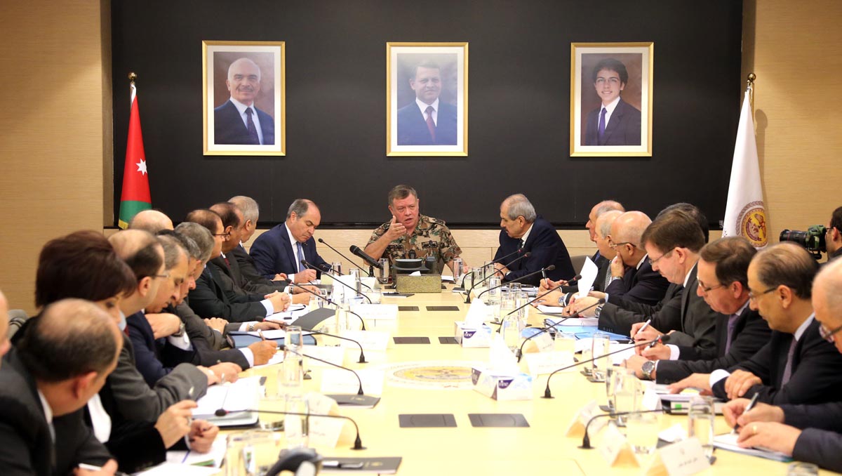 King chairs part of Cabinet meeting