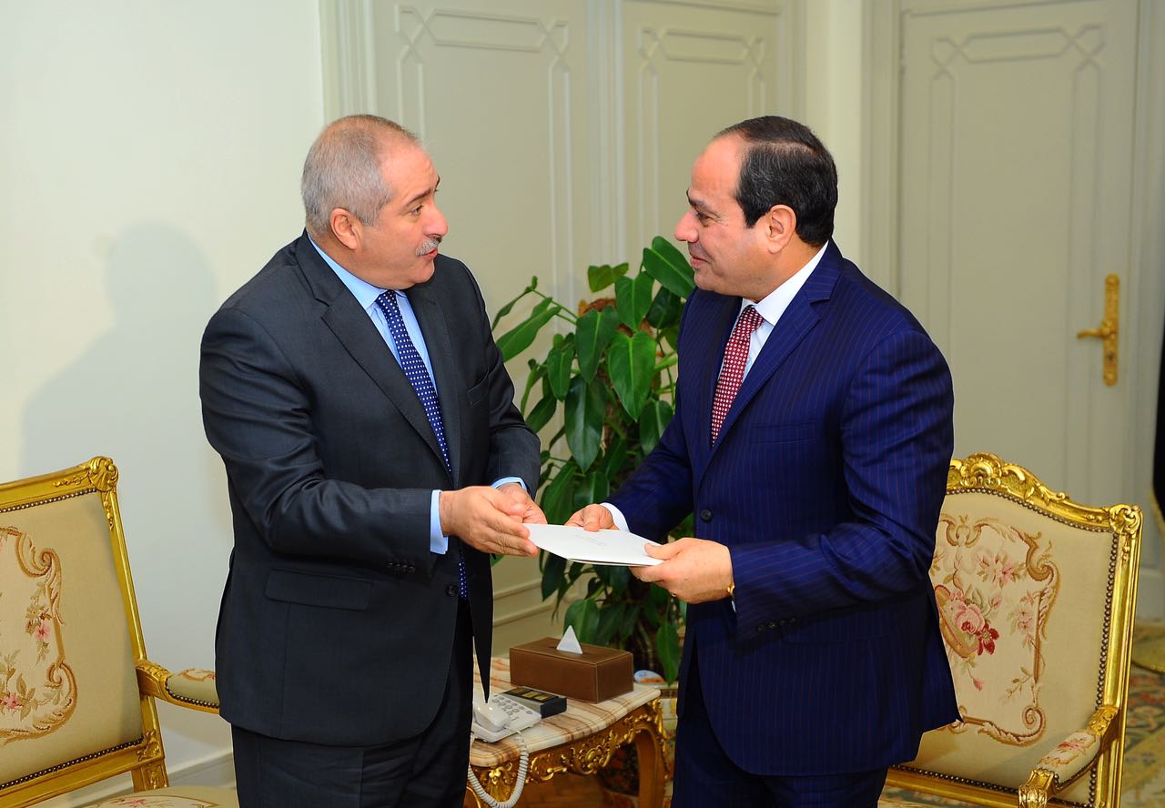 King invites Egyptian President to Arab summit