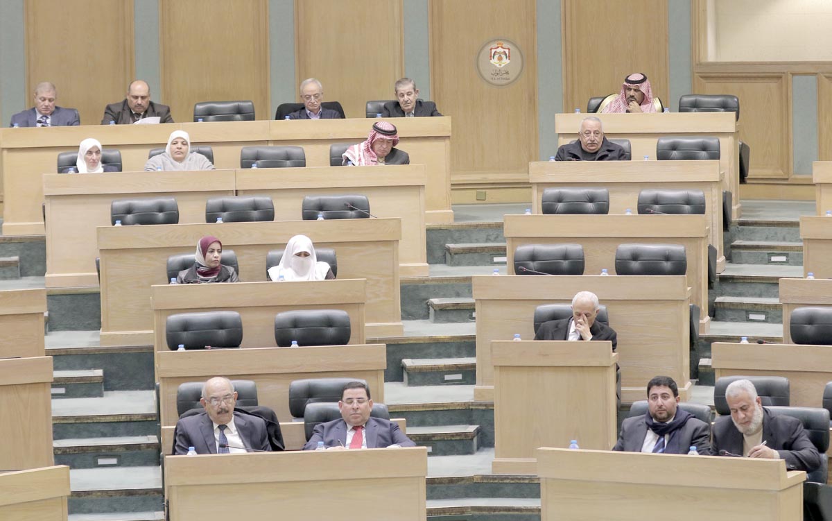 House budget bill debate continues for a third day