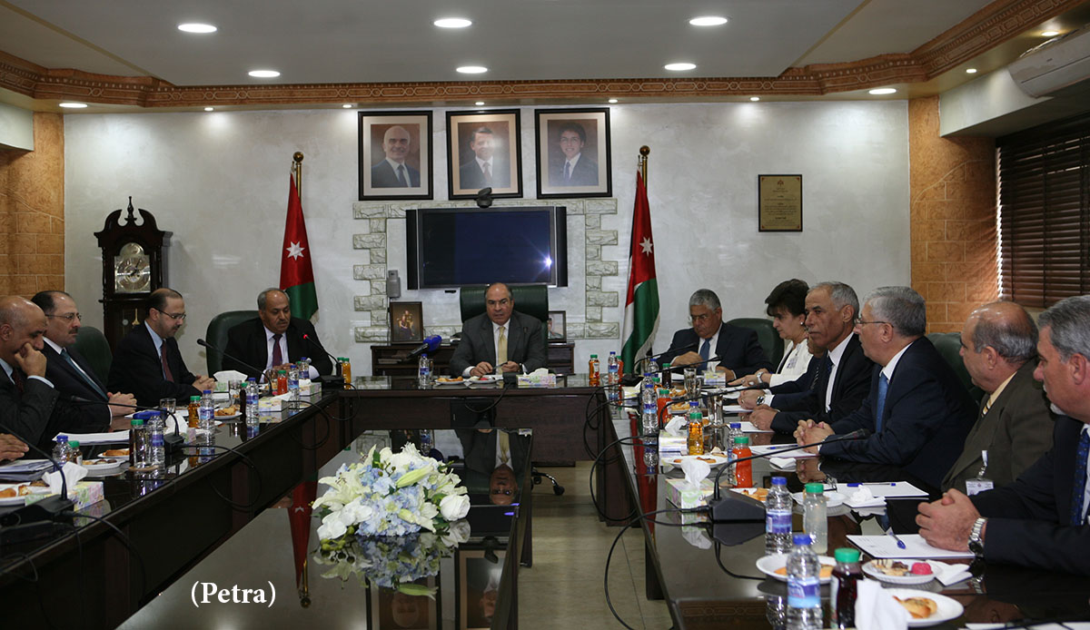 G'vt won't allow interests of citizens, investors to be harmed: PM