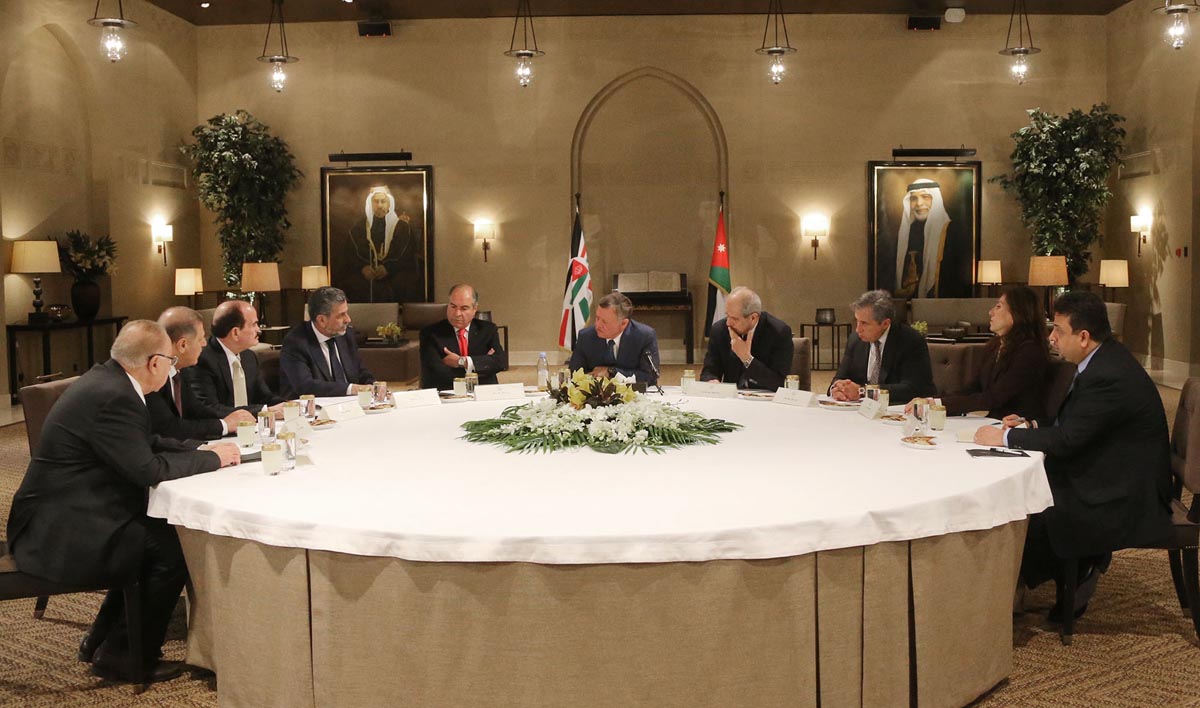 King directs gov't to hold municipal elections