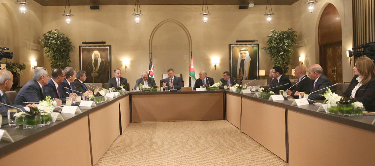 King receives report on judiciary reform