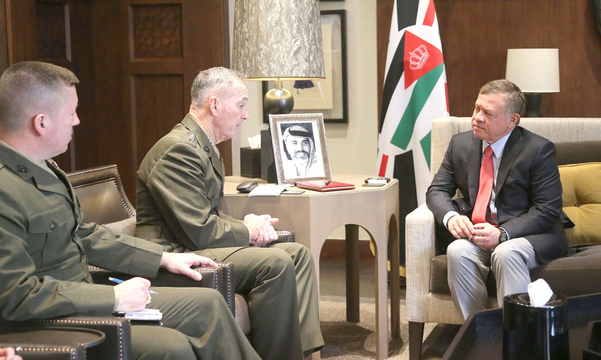 King receives US Army Chief of Staff