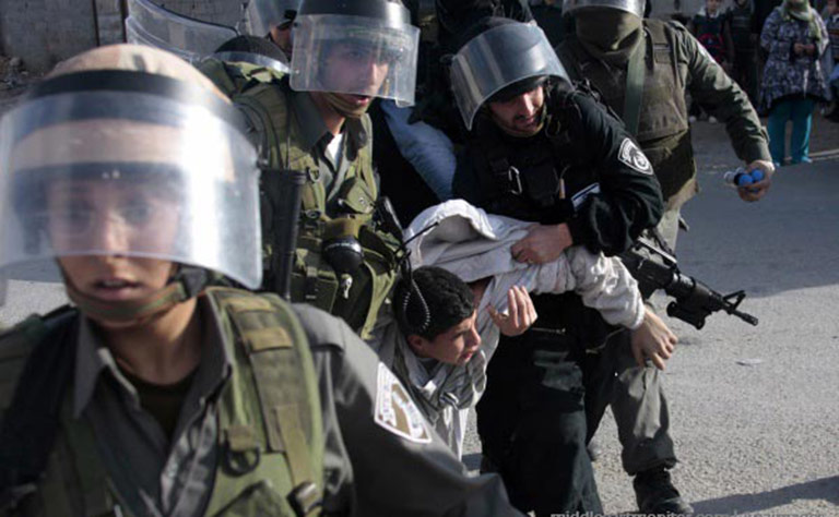 Israeli forces detain15 Palestinians, confiscate weapons