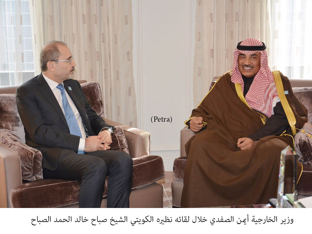 FM meets with Kuwaiti counterpart