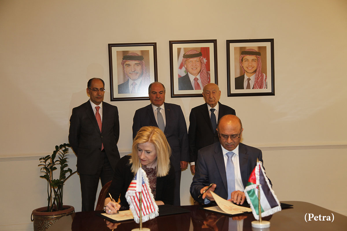 Major agreements signed for petroleum refinery expansion