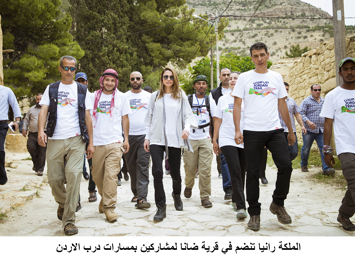 Queen Rania Joins Participants of Thru Hike 2017 in a Visit to Dana Village