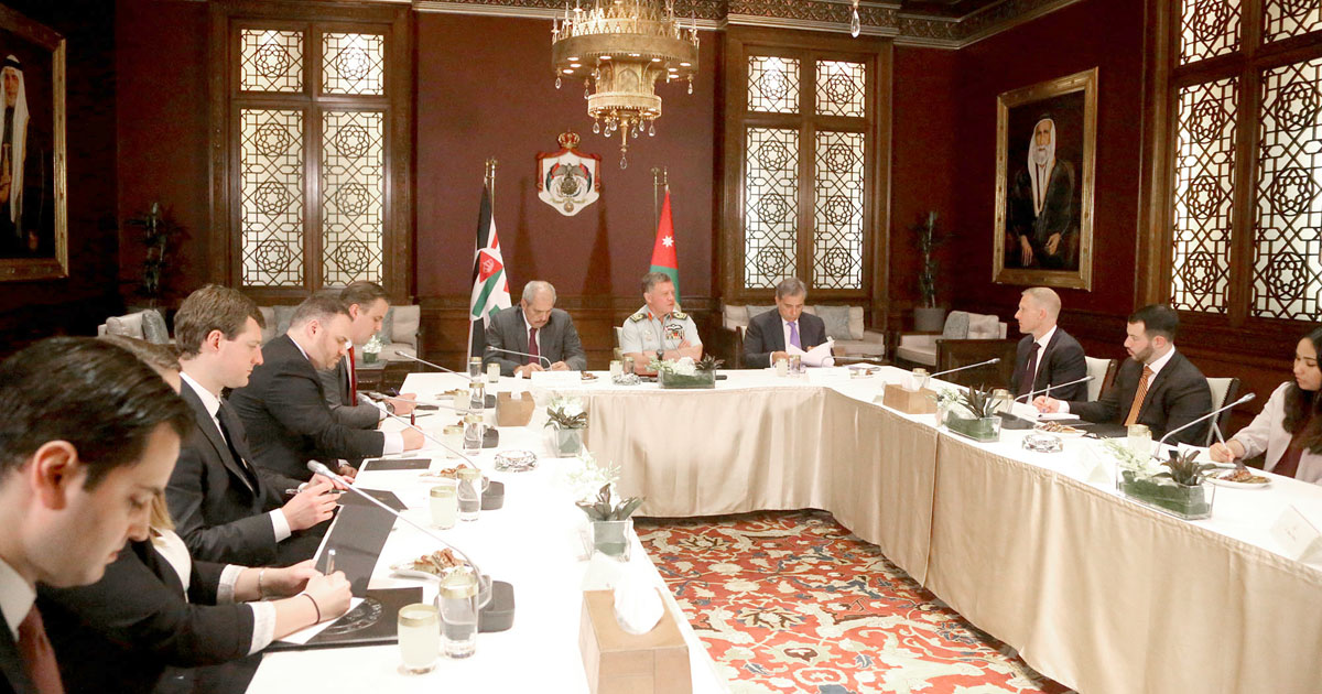 King meets delegation of US congressional aides