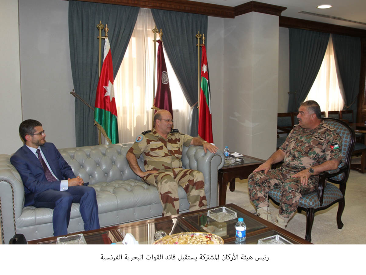 Army chief, French naval forces commander discuss cooperation