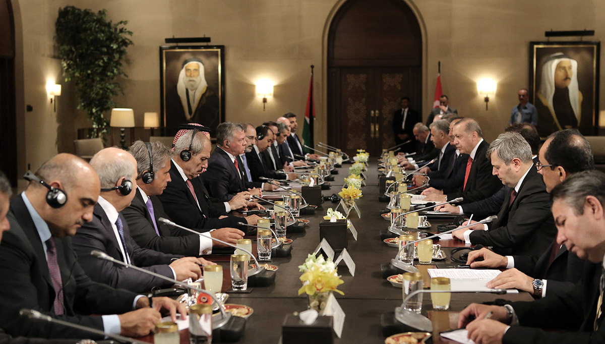 King, Turkish President hold talks on ties, Mideast issues