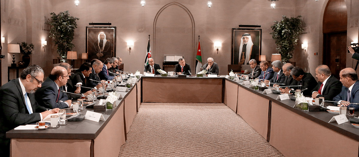 King: Investments should be directed toward governorates