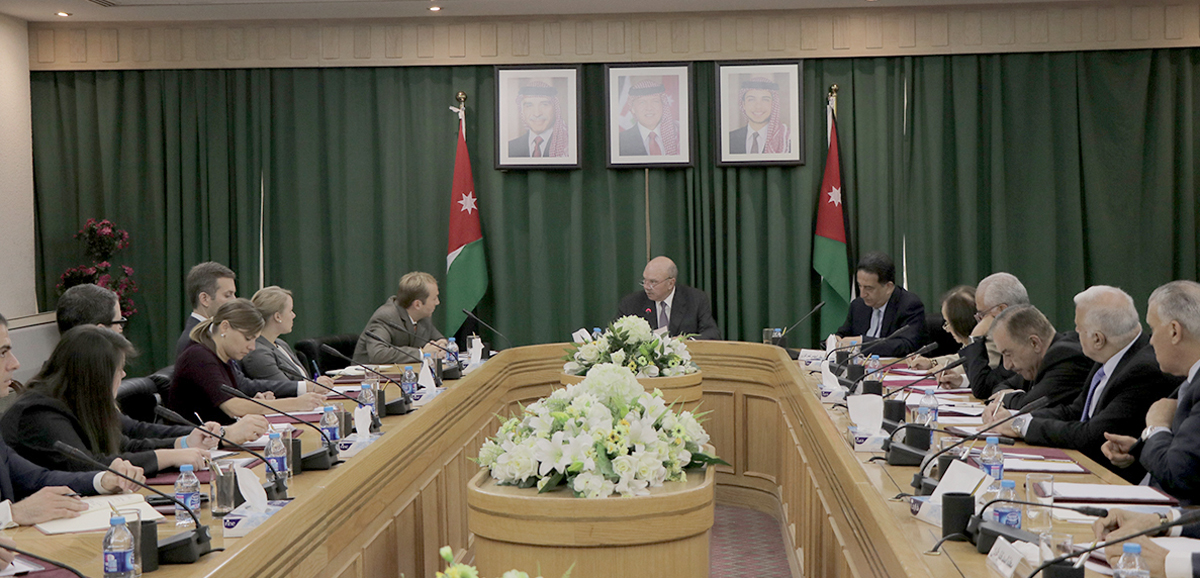 Senate president briefs US delegation on regional developments